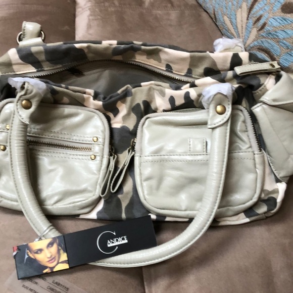 NWT Small camouflage purse cotton (not leather) - Picture 1 of 7